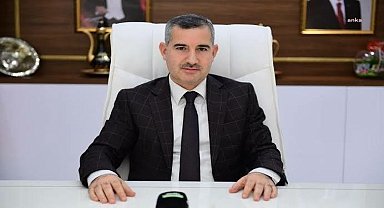 Gri pasaport kullanılarak insan kaçakçılığı yapılmasıyla gündeme gelen AKP'li Yeşilyurt Belediye Başkanı yeniden aday gösterilmedi