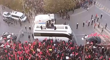 İmamoğlu'na taşlı saldırı davası yeniden ertelendi... Bilirkişi raporu sanık ifadelerini yalanladı
