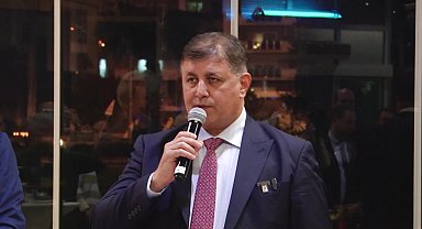 İzmir'de Basın Turnuvası sona erdi.... Başkan Tugay: "Böyle zor günlerde mesleki dayanışmayı artırmak gerekiyor"