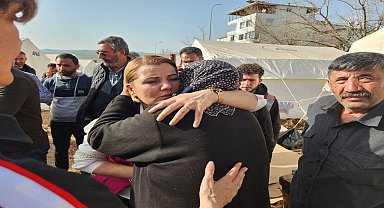 İzmit Belediye Başkanı Hürriyet: "6 Şubat'ı tek bir gün bile unutmadık, unutmayacağız"