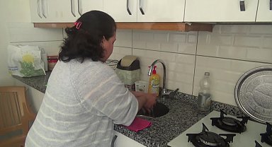 Kadirlili engelli anne, 950 lira gelirle tıp fakültesinde oğlunu okutmaya çalıştığını söyledi: "Ben sadece iş istiyorum"