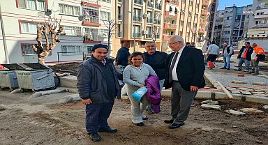 Karabağlar Belediye Başkanı Selvitopu, Vatan Mahallesi'ndeki üstyapı çalışmalarını yerinde inceledi