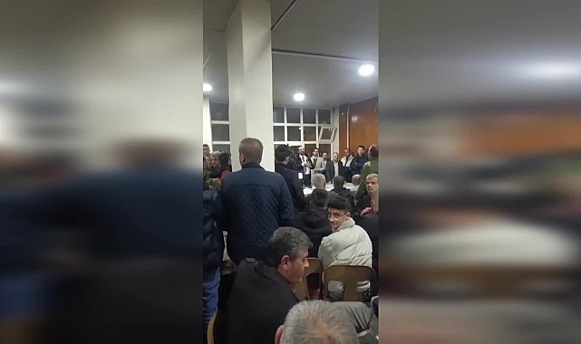Konya'da AKP Belediye Başkan Adayına tepki gösteren vatandaş: "25 yıllık Ak Partililiğimi bıraktım"