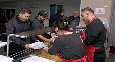 Kuşadası Belediye Başkanı Günel, Hızır orucu açma yemeğine katıldı