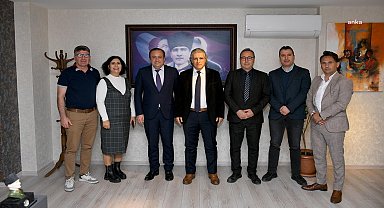 Kuşadası Kaymakamı Keklik'ten Kuşadası Belediyesi'ne ziyaret