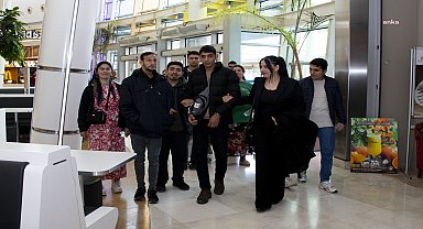 Mersin Büyükşehir Belediyesi, özel bireyler ve aileleri için sinema etkinliği düzenledi