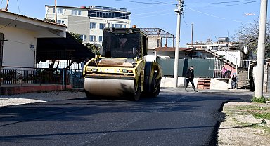 Muratpaşa Belediyesi'nden Yeşildere'de sıcak asfalt çalışması