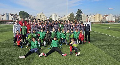 Narlıdere'nin süper yetenekleri Kuşadası'ndan 3 kupayla döndü