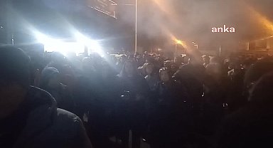 Osmaniye'de 6 Şubat depremlerinde hayatını kaybedenler anıldı...Cavit Arı: "Her şeye siyaset olarak bakan bir iktidarla karşı karşıyayız"