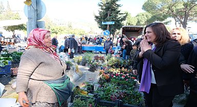 Özlem Çerçioğlu, Efeler Cumartesi Pazarı'nda vatandaşlarla buluştu