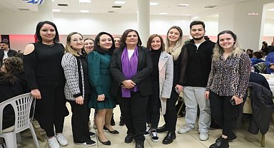 Özlem Çerçioğlu, gençlerle bir araya geldi