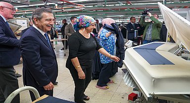 Tepebaşı Belediye Başkanı Ataç ve Odunpazarı Belediye Başkanı Kurt'tan fabrika işçilerine ziyaret