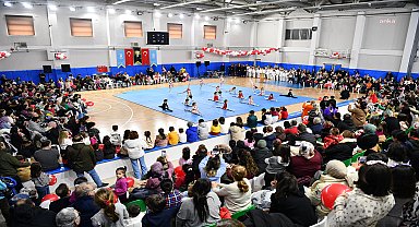 TEPEBAŞI BELEDİYESİ'NİN GÜZ DÖNEMİ KURSLARI SONA ERDİ