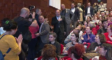 Tunç Soyer: "Yaşar Kemal'i sonsuza kadar yaşatacağız"