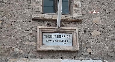 YOZGAT’IN YERKÖY İLÇESİNDE BULUNAN TARİHİ FABRİKA 83 YILDIR UN ÖĞÜTMEYE DEVAM EDİYOR