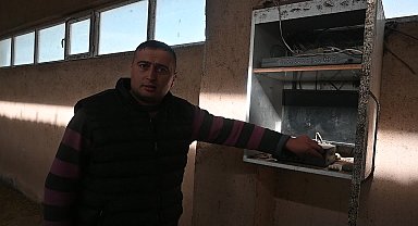 Yozgat'ta besi işletmesinde büyükbaş hayvanlara müzik dinlettirilip, süt verimi artırıldı