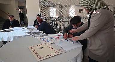 Yozgat'ta huzurevi sakinleri depremzedeler, el sanatları eğitimi ile stres atıyor