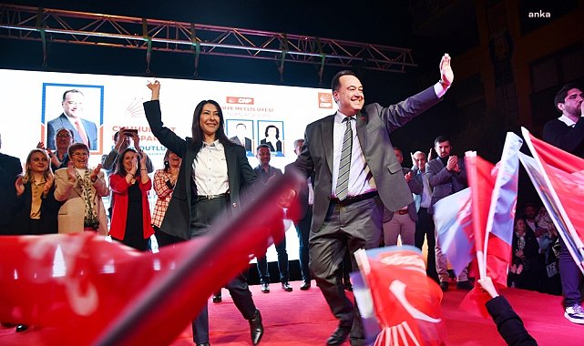 AKHİSAR BELEDİYE BAŞKANI DUTLULU, HÜRRİYET MAHALLESİ’NDE COŞKULU KALABALIĞA SESLENDİ