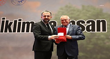 Ankara Kent Konseyi Başkanı Halil İbrahim Yılmaz, İklim Elçisi Ödülü aldı