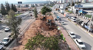 Antalya Büyükşehir Belediyesi, Kepez Mustafa Haşmet Caddesi'ndeki çalışmalarda sona yaklaştı