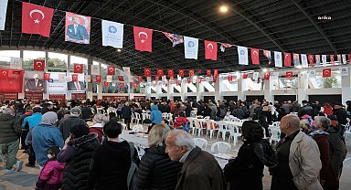 Antalya Büyükşehir Belediyesi'nden Atatürk Spor Salonu'nda iftar sofrası 