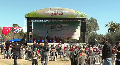 ANTALYA BÜYÜKŞEHİR NEVRUZ’U BÜYÜK BİR COŞKUYLA KUTLADI