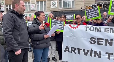 ARTVİN'DE EMEKLİLER, EMEKLİ MAAŞLARINA TEPKİ GÖSTERDİ