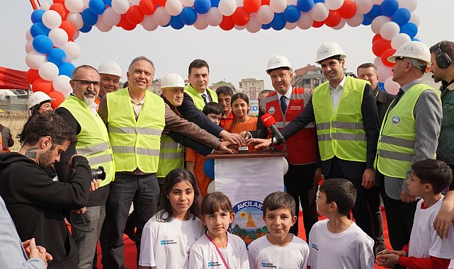 AVCILAR’DA CİHANGİR HAVUZLU SPOR KOMPLEKSİ’NİN TEMELİ ATILDI