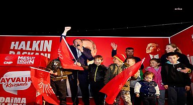 AYVALIK BELEDİYE BAŞKANI ERGİN, ÇAMOBA KÖYÜ HALKI İLE BULUŞTU