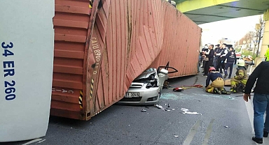 Bakırköy'de trafik kazası: 4 kişi hayatını kaybetti