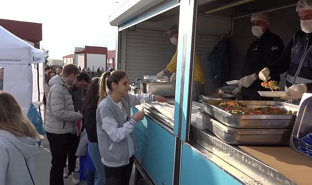 BAŞKAN SOYER, ÖĞRENCİ SOFRASINA KONUK OLDU