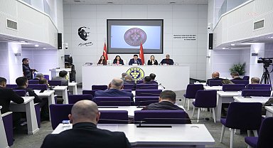 Buca Belediye Başkanı Erhan Kılıç'tan meclis üyelerine teşekkür
