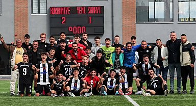 Burhaniye Belediyespor U-18 Takımı, Türkiye Şampiyonası'nda