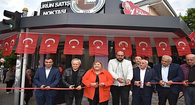 CEYHAN’DA KADIN ELİ SATIŞ NOKTASI HİZMETE AÇILDI
