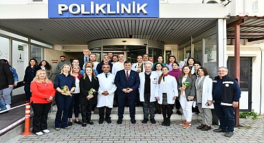 CHP İZMİR BÜYÜKŞEHİR BELEDİYE BAŞKAN ADAYI CEMİL TUGAY, EŞREFPAŞA HASTANESİ'NDE MESLEKTAŞLARIYLA BULUŞTU