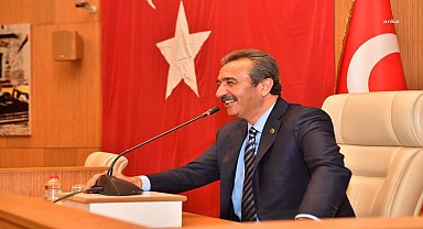 ÇUKUROVA BELEDİYE BAŞKANI ÇETİN, BELEDİYEEVLERİ MAHALLESİ’NİN AFET RİSKLİ ALAN DIŞINA ÇIKARILMASI İÇİN GİRİŞİMDE BULUNACAKLARINI AÇIKLADI 