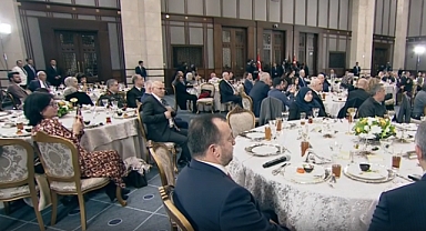 Cumhurbaşkanı Erdoğan, ilk iftarı Beştepe'de şehit yakınlarıyla yaptı