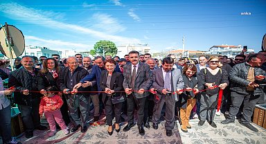 Dikili Belediye Başkanı Adil Kırgöz, Çandarlı'da düğün salonu açılışı gerçekleştirdi