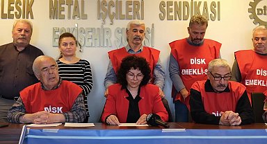 DİSK Emekli Sen Eskişehir Şube Başkanı Hatice Kılıç: "Emekliler ellerindeki kefen paralarını bile harcadı"