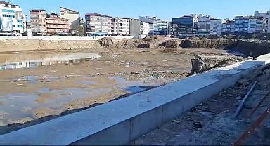 EMEK PARTİSİ ALTINORDU İLÇE BAŞKANI YUSUF KAYA, 19 EYLÜL STADYUMU'NUN ORDU BÜYÜKŞEHİR BELEDİYESİ TARAFINDAN YIKILARAK ATIL HALDE BEKLETİLMESİNE TEPKİ GÖSTERDİ