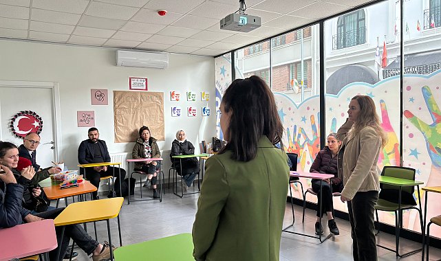 ESKİŞEHİR’DE ‘KÜÇÜK ADIMLAR OTİZM SINIFI’ PROJESİ VELİLERE TANITILDI