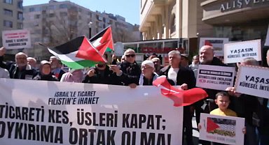 ESKİŞEHİR'DE VATANDAŞLAR FİLİSTİN'E DESTEK İÇİN BİR ARAYA GELDİ: “İSRAİL İLE TİCARETİ KESMEYENLER YEREL SEÇİMLERDE GAZZE’Yİ KULLANIYORLAR”