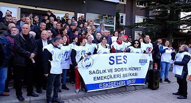 ESKİŞEHİR OSMANGAZİ ÜNİVERSİTESİ TIP FAKÜLTESİ’NDE 'SÜRGÜN' TEPKİSİ