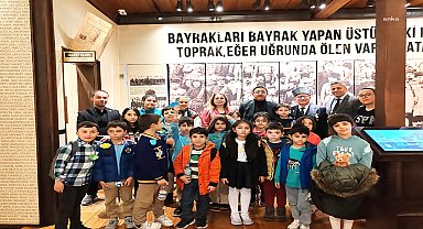 Eskişehirli çocuklar Çanakkale Destanı'nı öğrendi 