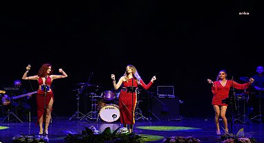 GAZİEMİR’DE 8 MART COŞKUSU