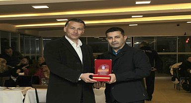 KUŞADASI BELEDİYE BAŞKANI GÜNEL, MUHTARLARLA BULUŞTU: “BİR SONRAKİ GÖREV SÜREMİZDE DE HİZMET ÇAĞI KATLANARAK DEVAM EDECEK”