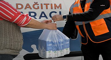 KUŞADASI BELEDİYESİ, 1 YILDA ÇOCUKLARA 112 BİN 664 LİTRE SÜT ULAŞTIRDI