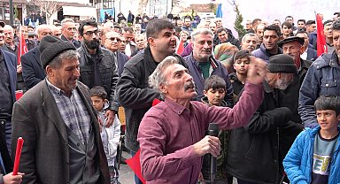 Malatya'da AK Partili seçmen: Oyumuz Veli Ağbaba'ya
