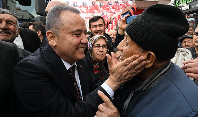MUHİTTİN BÖCEK'TEN YENİ DÖNEM İÇİN YAŞLI, ENGELLİ VE GENÇLERE YÖNELİK PROJELER