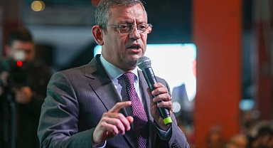 Özgür Özel: “Belediye başkanlarımız oy veren vermeyen herkesin başkanı olarak çalışacaklar”